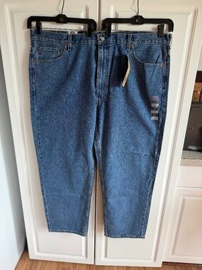 New Men’s Levi Jeans Size 48x30 Tapered Relaxed Fit